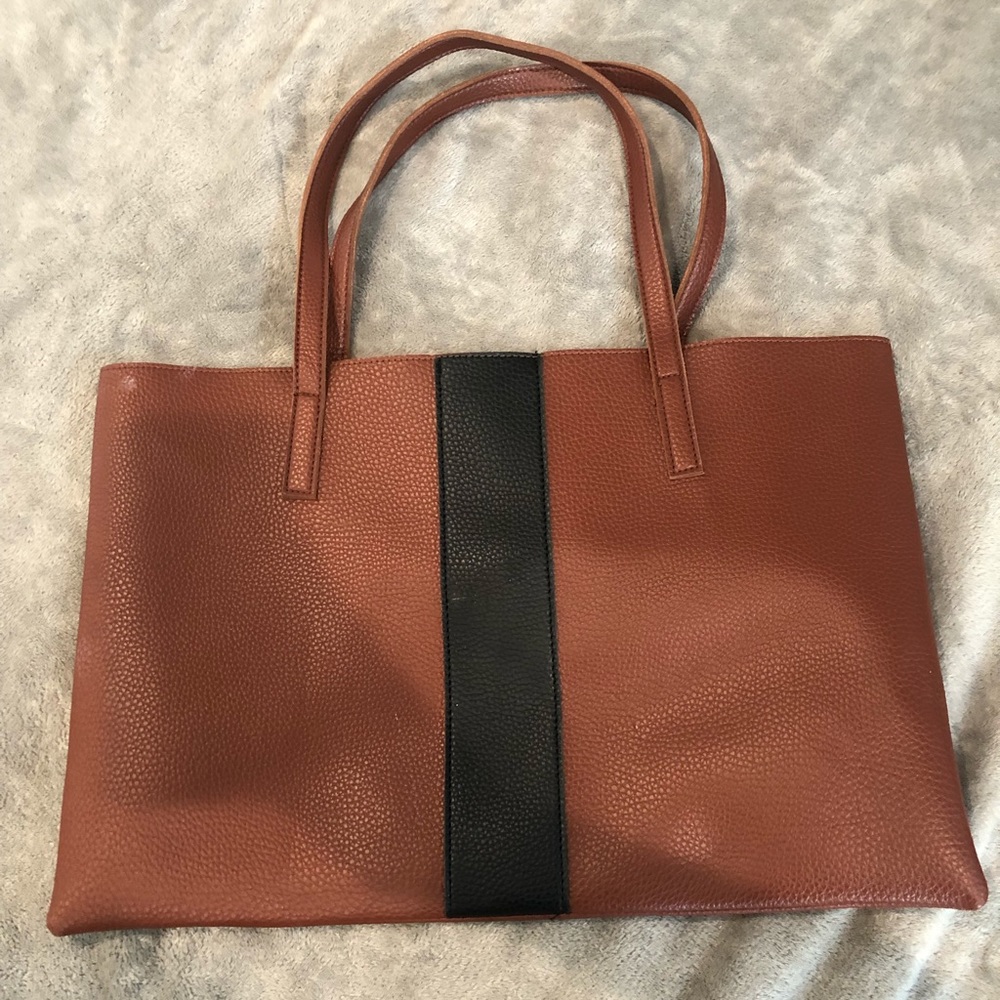 Vince Camuto Tote